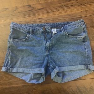 Light wash jean shorts